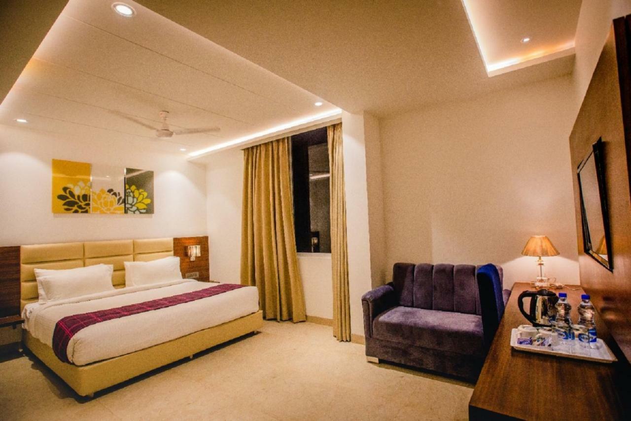 Hotel Ten Square, India 아그라 외부 사진