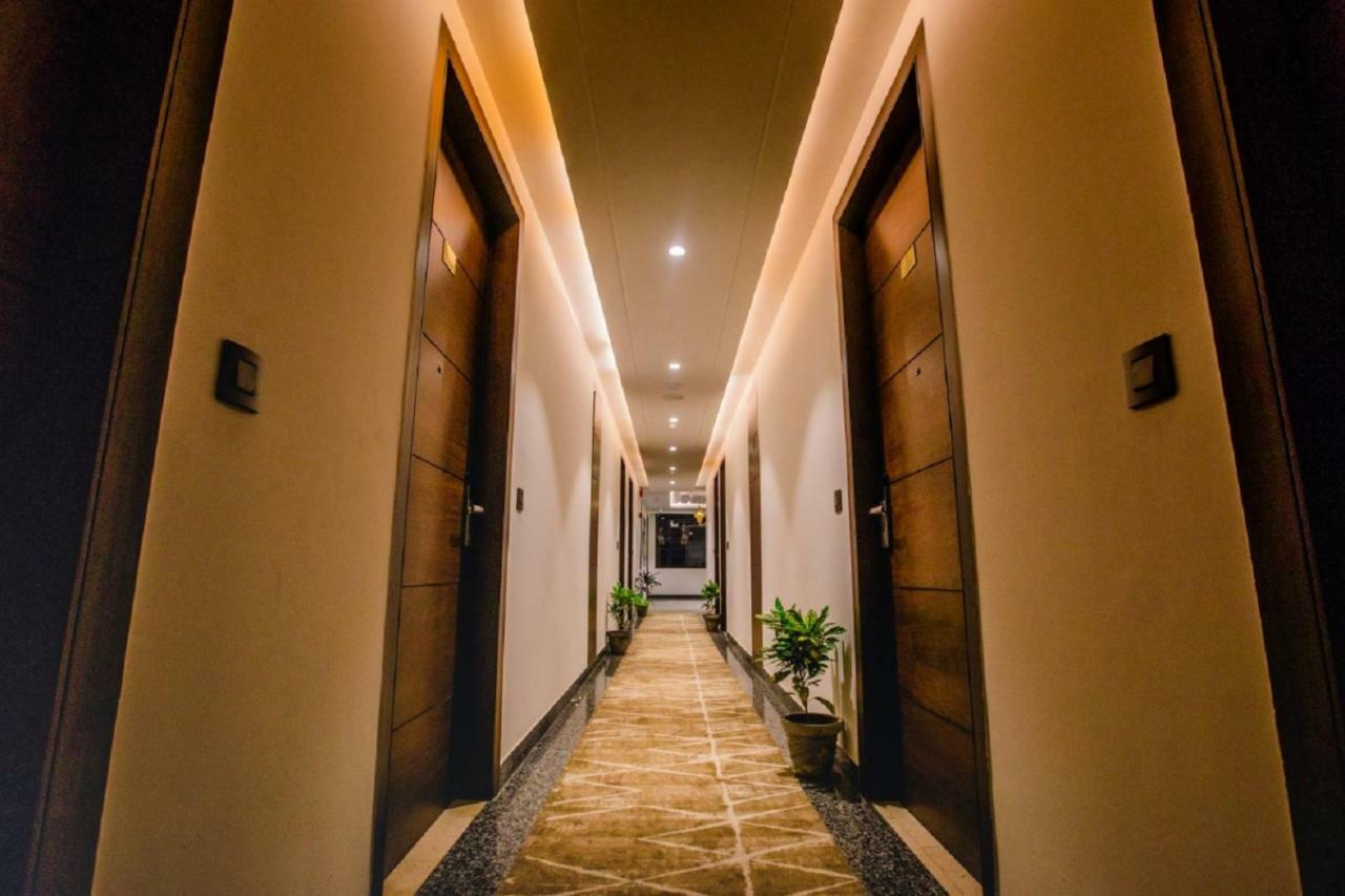 Hotel Ten Square, India 아그라 외부 사진