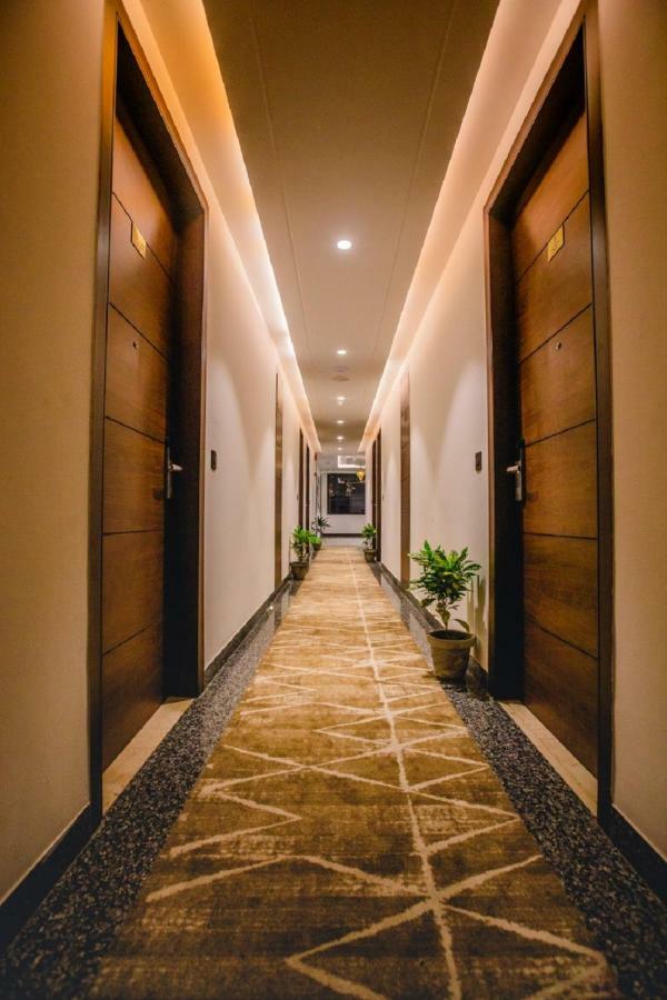 Hotel Ten Square, India 아그라 외부 사진