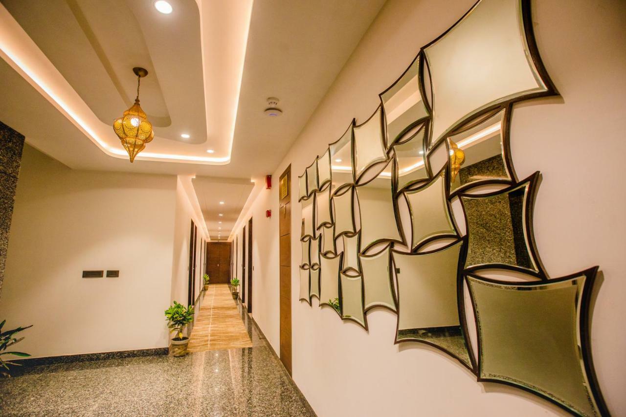 Hotel Ten Square, India 아그라 외부 사진