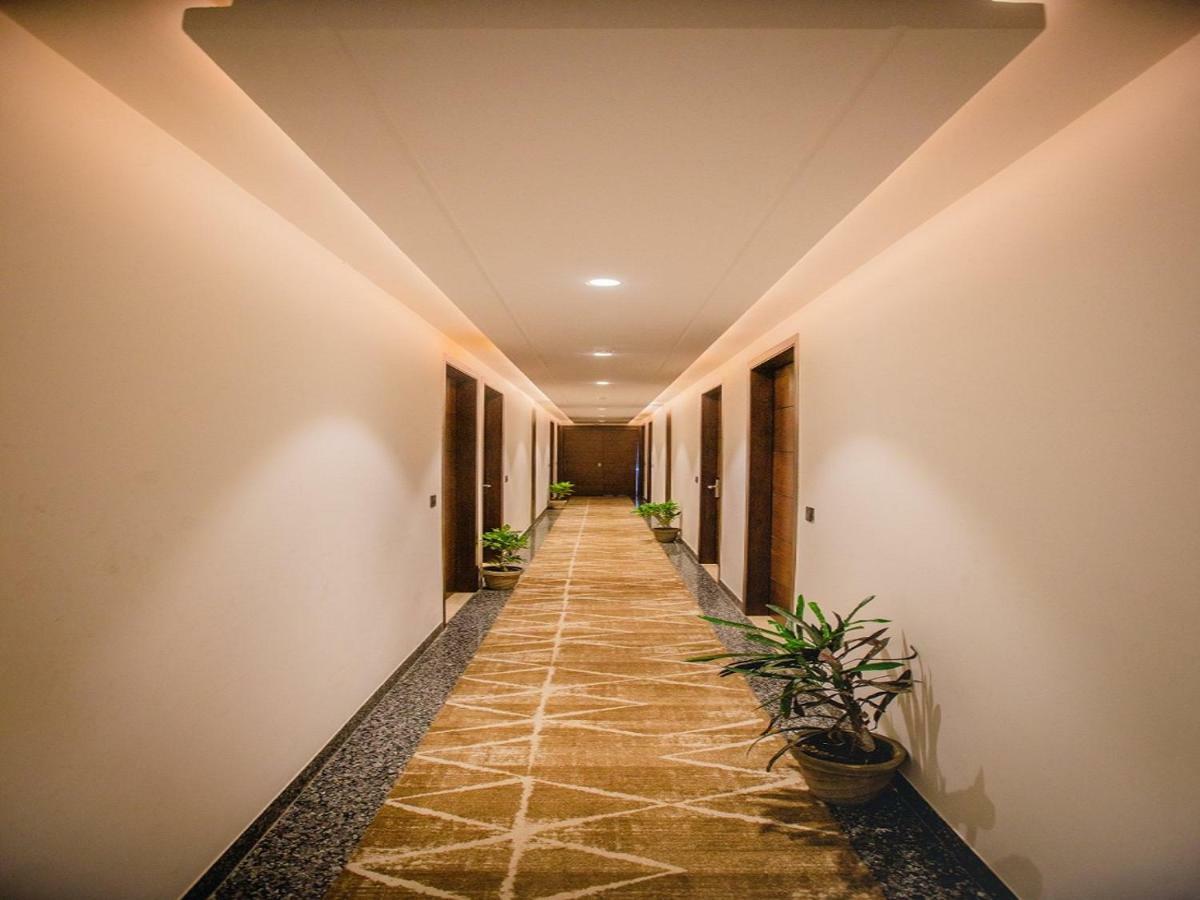 Hotel Ten Square, India 아그라 외부 사진