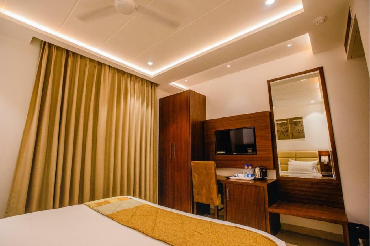 Hotel Ten Square, India 아그라 외부 사진